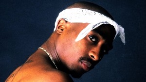 Tupac Shakur, célèbre artiste hip-hop a été abattu le 7 septembre 1996 Ã  Las Vegas et est décédé Ã  l’hôpital six jours plus tard des suites de ses blessures, Ã  l’âge de 25 ans.
