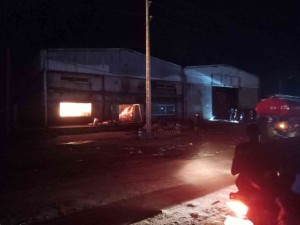 un magazin de riz prend feu Ã  Sèmè-Podji