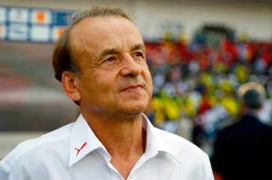 Gernot Rohr, sélectionneur national du Bénin