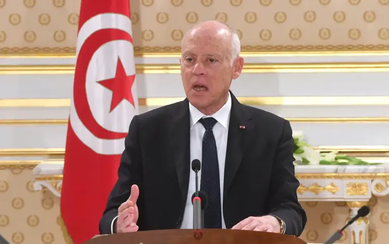 Tunisie: le président Kaà¯s Saà¯ed procède à  un vaste remaniement ministériel