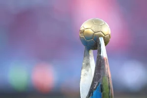 Le trophée de la Super League africaine