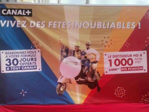 Le père NoÃ«l débarque Ã  Canal+ Bénin avec des offres exceptionnelle, le prix du décodeur revue Ã  la baisse
