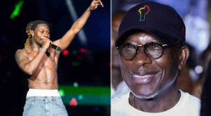 le chanteur nigerian Asake échange avec le Président Patrice Talon