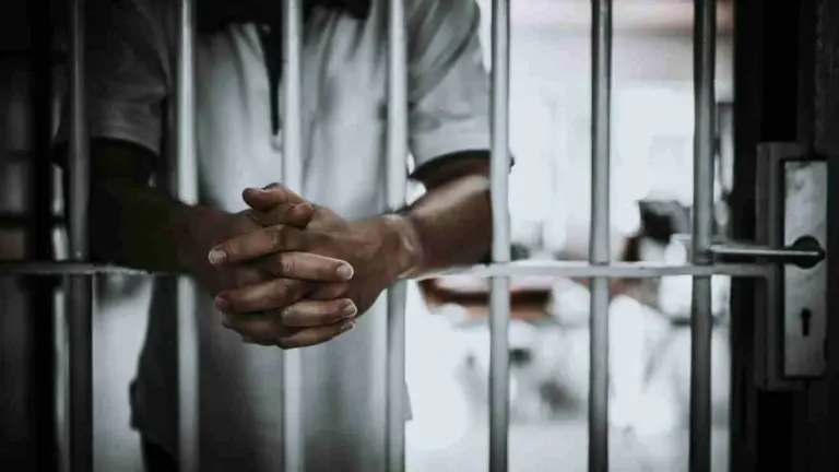 Bénin: le maire de Savalou placé en détention