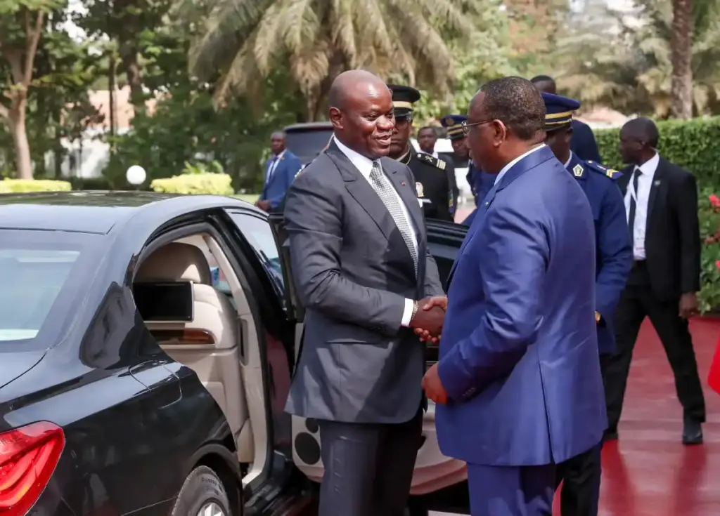 Brice Clotaire Oligui Nguema et Macky Sall @ Présidence du Sénégal