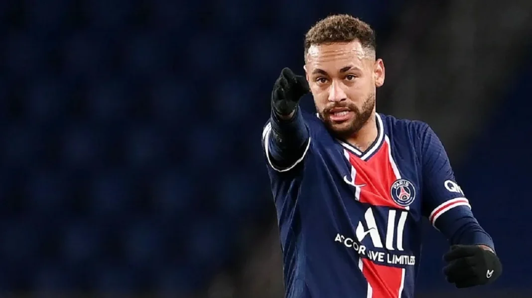 Neymar, avec le maillot du PSG