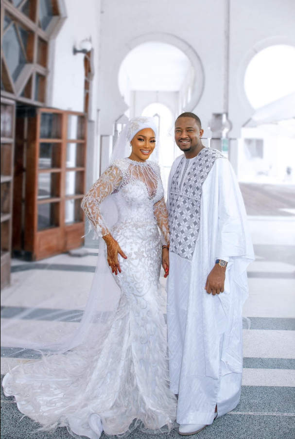 Côte d’Ivoire : Après son mariage, Eric Sekongo envoie un message d’amour à sa femme 3 Screenshot 2024 03 01 07.25.49