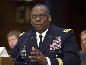 Le secrétaire américain Ã  la Défense, Lloyd Austin