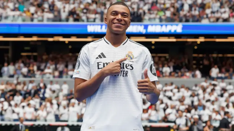 Kylian Mbappé : « Tout ce qui m’arrive est un cadeau de Dieu »