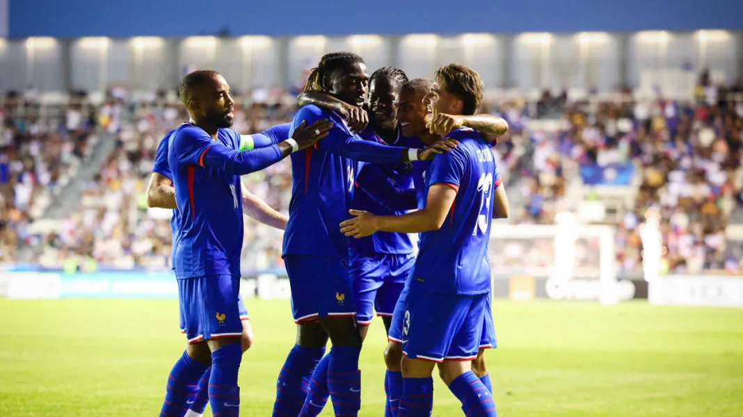L'équipe de France olympique signe un large succès face Ã  la République dominicaine (7-0), jeudi 11 juillet Ã  Toulon. | PHOTO : CLÉMENT MAHOUDEAU / AFP
