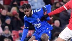 Halid Djankpata signe son premier contrat professionnel