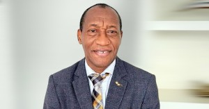 Prosper Zo'o Minto'o élu directeur général de l'ASECNA