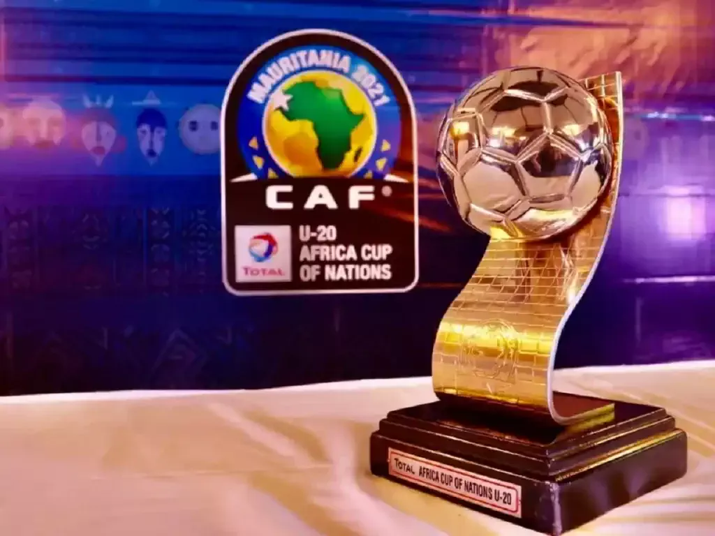 Le trophée de la CAN U20