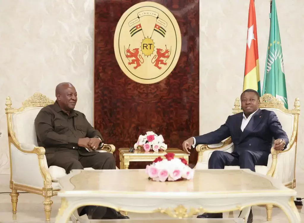 John Dramani Mahama et Faure Gnassingbé; @: Présidence togolaise