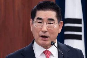 ex-ministre de la Défense Kim Yong-hyun @AFP or Licensors