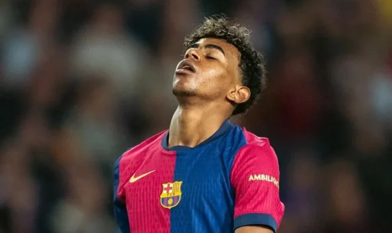 Ballon d’Or 2025: « il doit rester humble », Luis de la Fuente à Lamine Yamal Ballon d’Or 2025: « il doit rester humble », Luis de la Fuente à Lamine Yamal