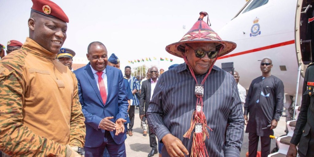 John Dramani Mahama et Ibrahim Traoré à Ouagadougou @Présidence du Faso