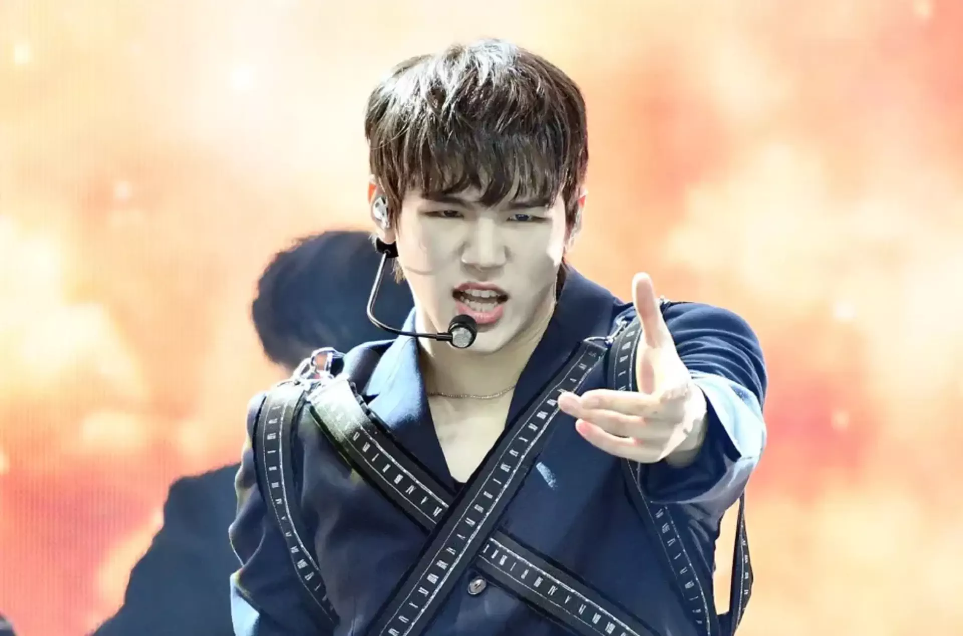 bain-just-b-2021-billboard-1548 (1)