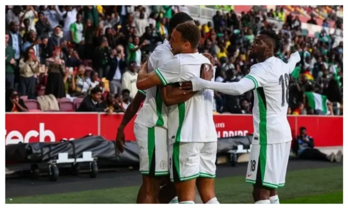 Des joueurs nigérians célèbrent leur victoire contre le Ghana