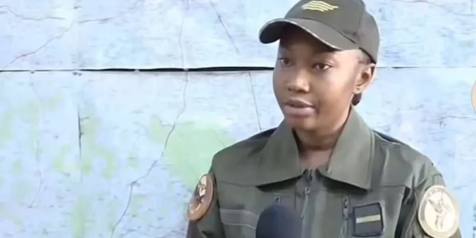 Maryse Traoré, première pilote de chasse burkinabè