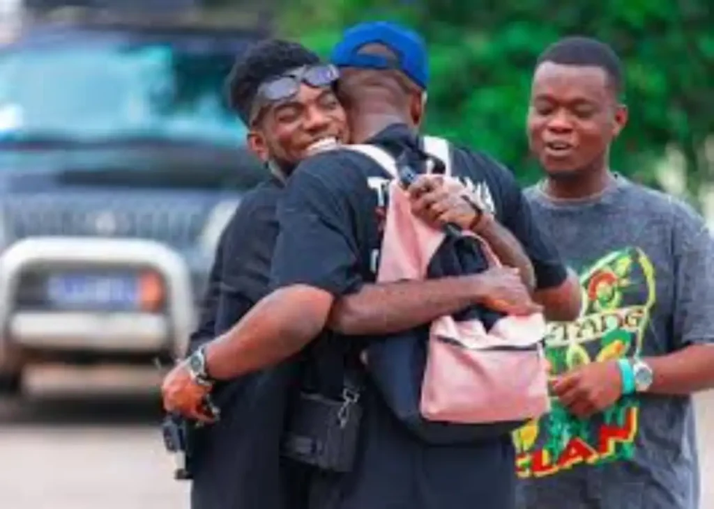 Oyoki Onanayo et son _manager_ Yannick Sommet