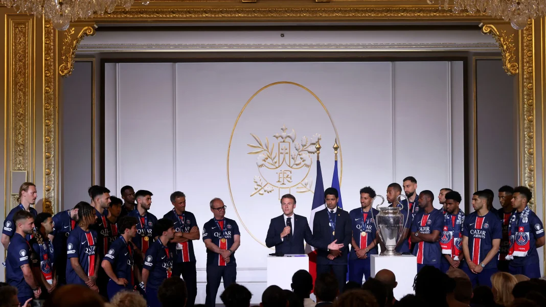 Emmanuel Macron célèbre le sacre du PSG en Ligue des champions