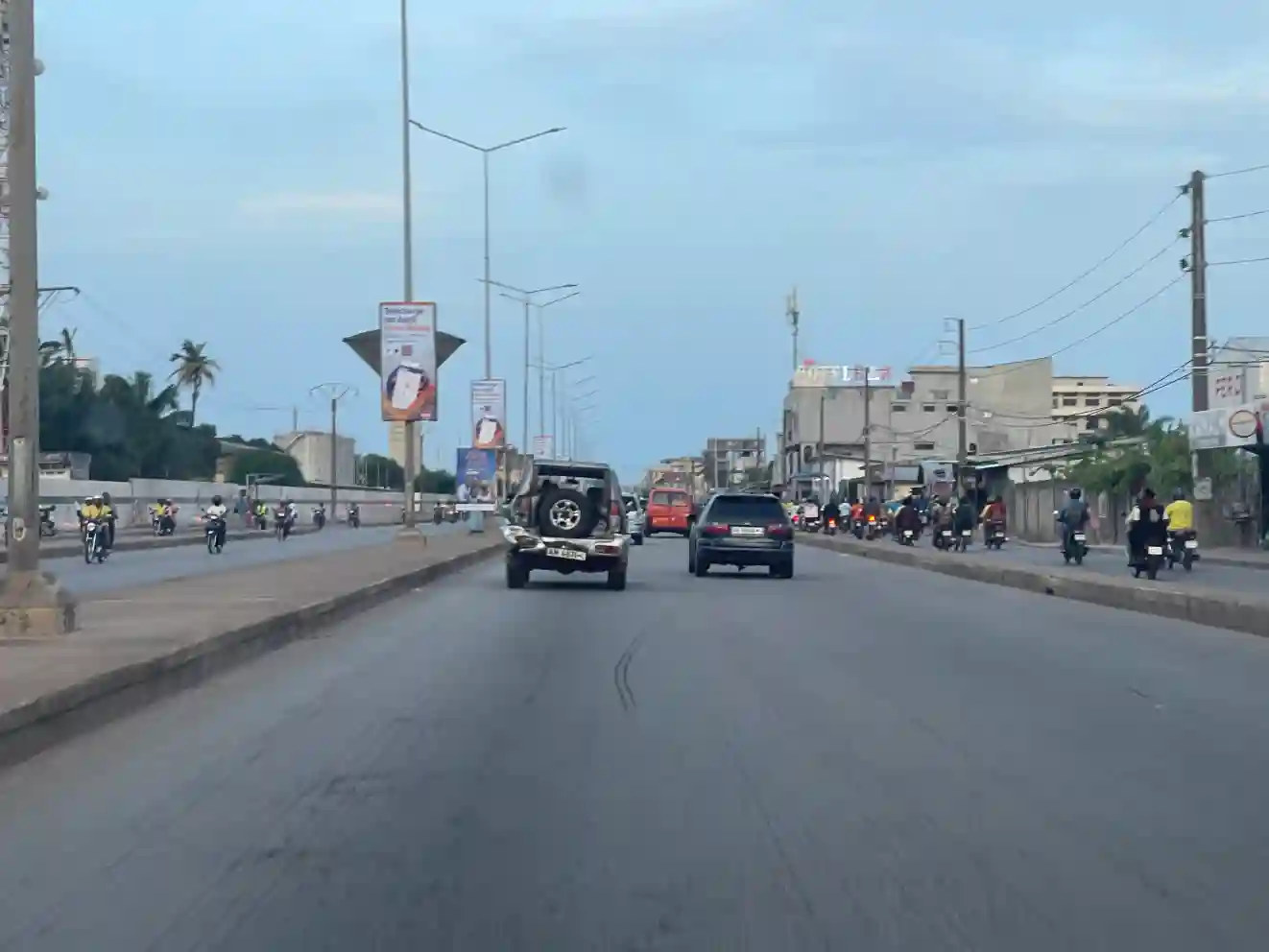 interdiction de circulation des véhicules aux vitres teintées à l’avant