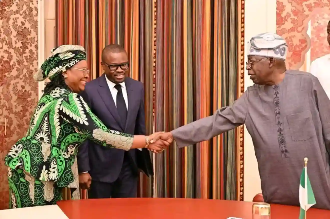 L’ambassadrice du Bénin, Paulette Adjovi Yèkpè et Le ministre Romuald Wadagni