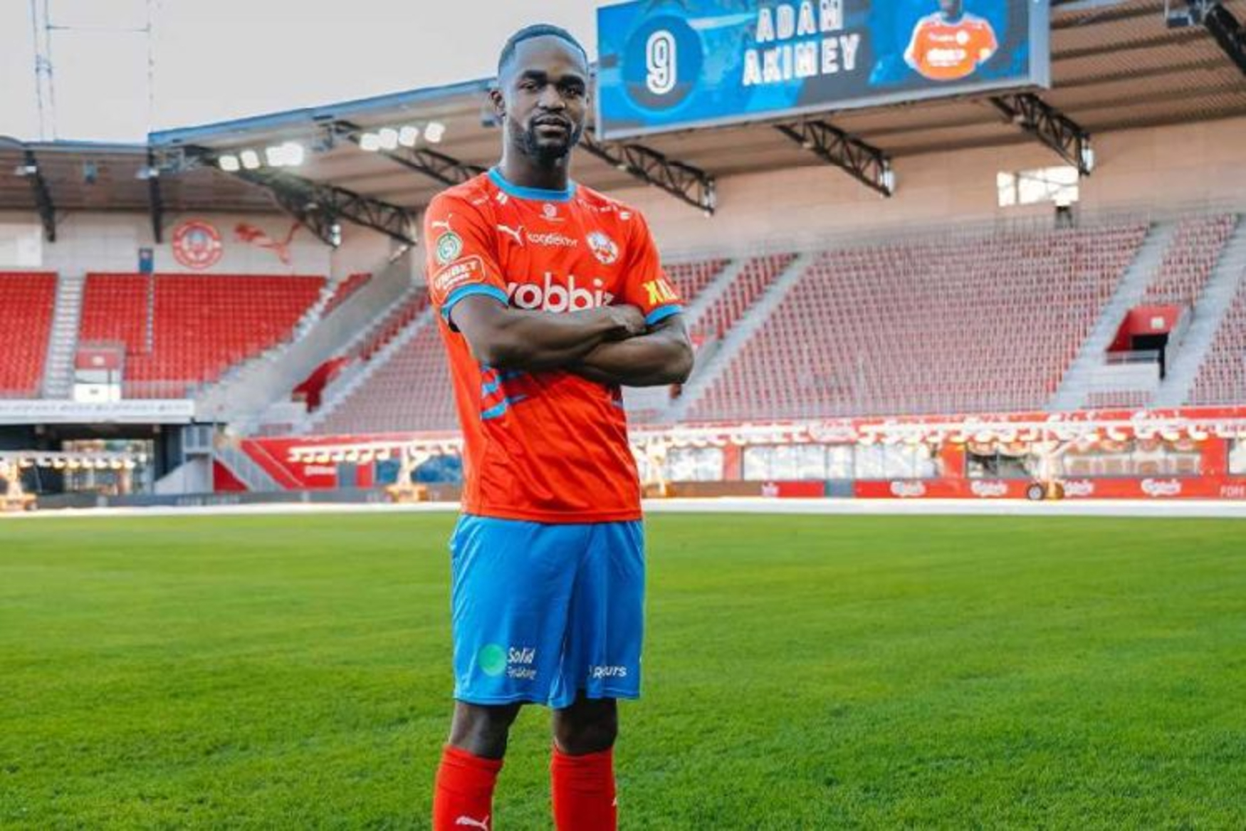 L’attaquant suédo-béninois Adam Akimey,