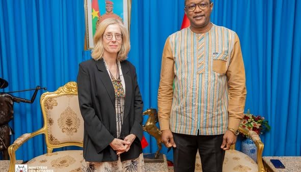 Gouvernance du secteur de la sécurité: la directrice générale du DCAF échange avec le chef de la diplomatie burkinabè