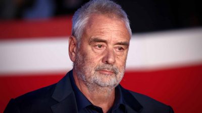 "Ils l’ont tué comme des sauvages à coups de dague" : Luc Besson, un acte ignoble commis sur sa propriété