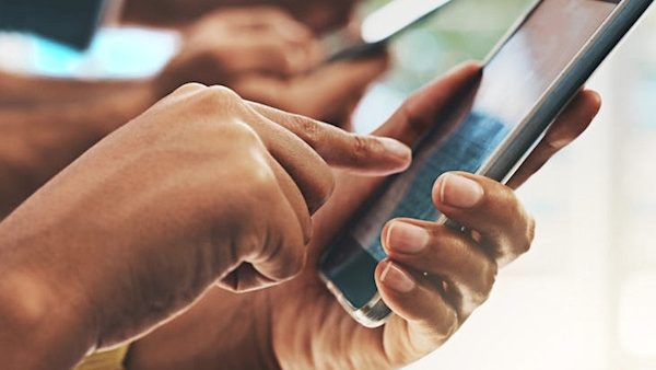 A plus de 8,69 millions d'abonnements, la t&eacute;l&eacute;phonie mobile d&eacute;passe les 100 % de p&eacute;n&eacute;tration au Togo