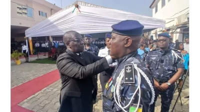 Police républicaine : Brice Alowanou officiellement élevé au rang d’inspecteur général de deuxième classe