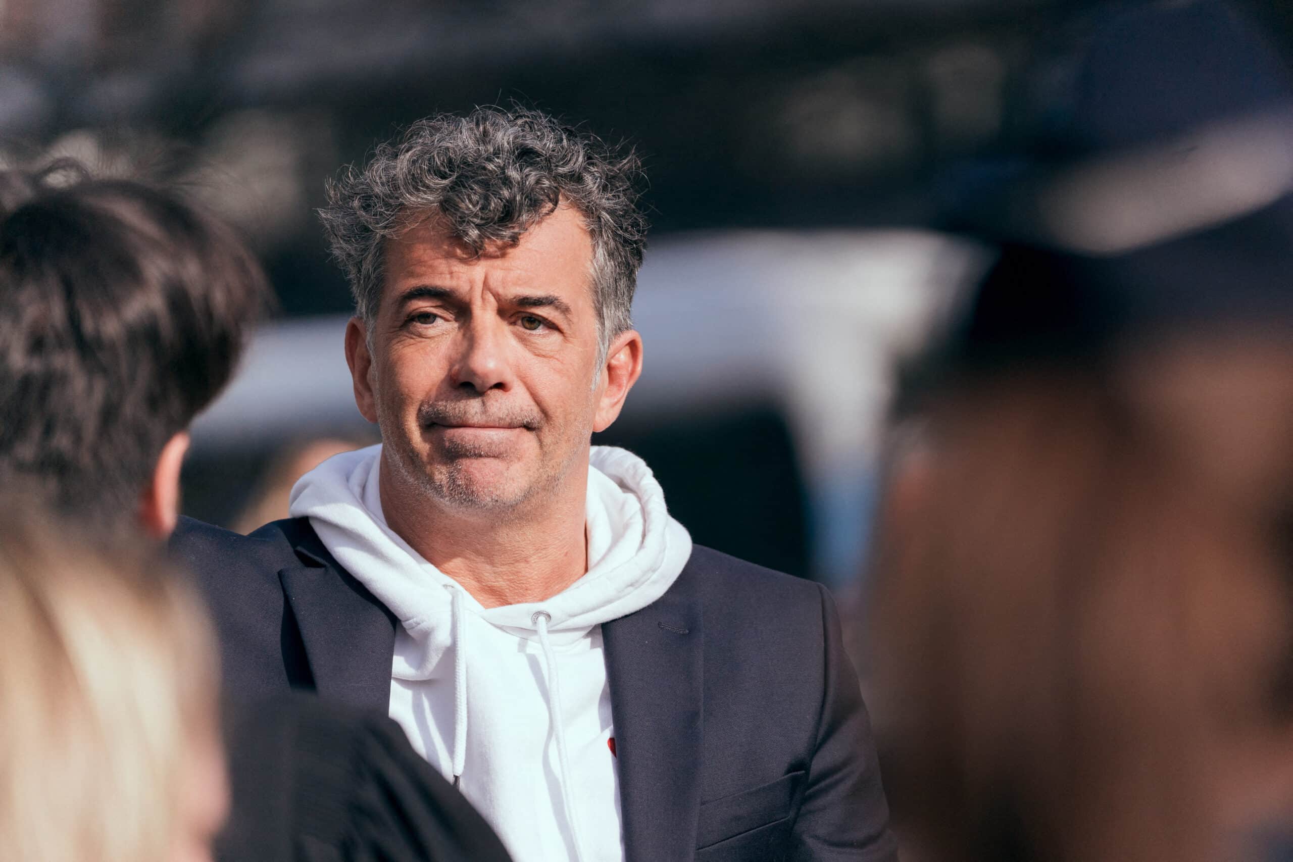 Stéphane Plaza en danger : sa voiture perd une roue en plein trajet