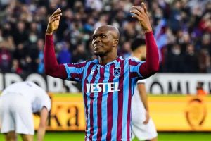 L&rsquo;attaquant nigérian va prendre sa retraite