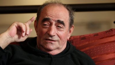 Richard Bohringer le Sénégalais : comment l’acteur a obtenu la nationalité de son pays de cœur ?