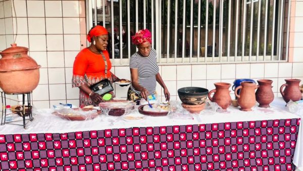 La gastronomie et la parenté à plaisanterie à l’honneur