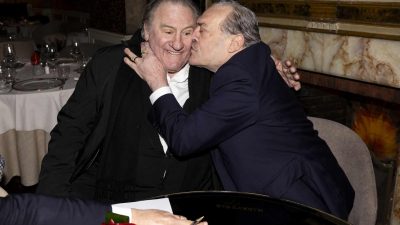 Gérard Depardieu, c'est fini : "je l'ai pris dans mes bras et embrassé"