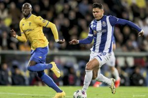 Eliaquim Mangala signe à Oriente Petrolero en D1 bolivienne