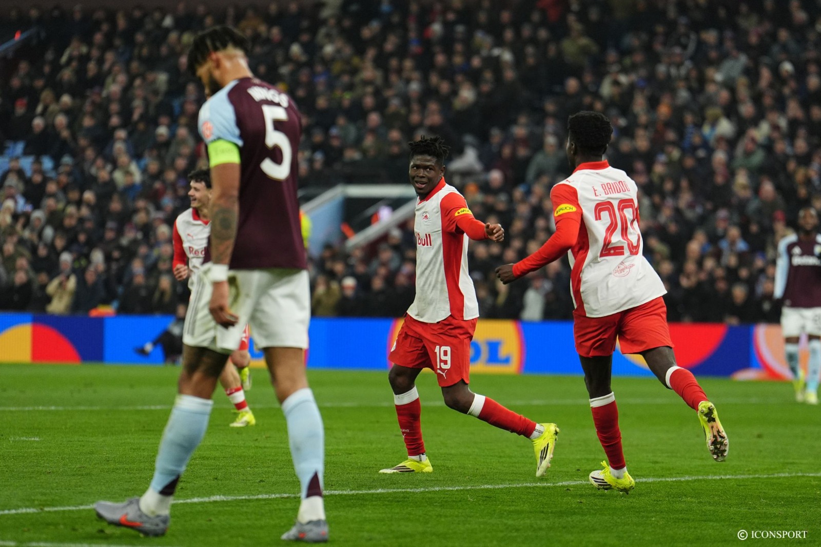 Europa League J8 : Konaté marque pour Salzbourg contre Aston Villa
