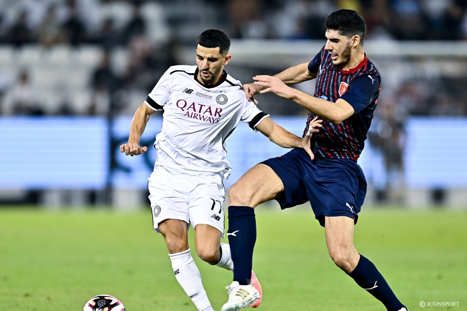 Youcef Atal (équipe d&rsquo;Algérie) opéré avec succès après sa grave blessure