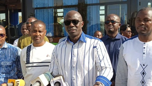 530 bus acquis au profit de la SOTRACO grâce à un partenariat Vista Bank Burkina et l’État burkinabè