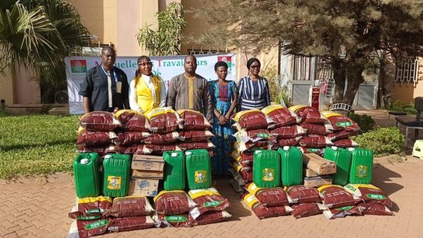 L'Office national d'identification (ONI) offre des vivres et non vivres aux veuves et orphelins des combattants tombés au front