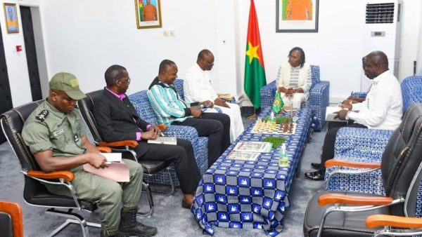 L’IFPB présente un projet d’infrastructures sportives à la Ministre Annick Pikbougoum