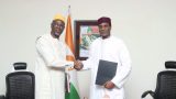 Signature convention Ali Mahaman Lamine Zeine Mamadou Tangara