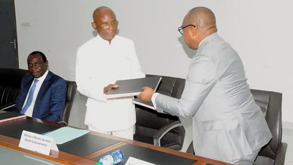 Transports et Economie maritime : Komlan Lokou Kadj&eacute; et Edem Kokou Tengue prennent fonction