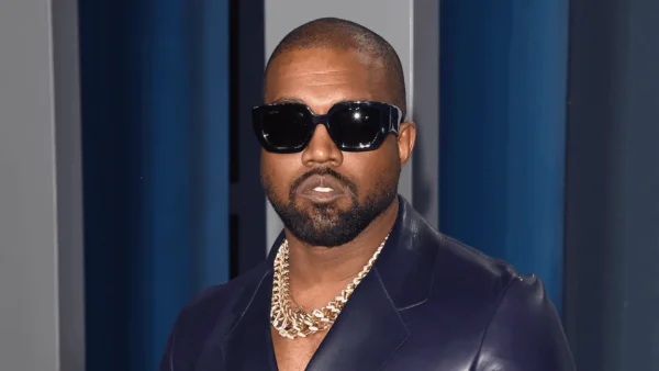 Kanye West (48 ans) publie dans le Wall Street Journal une lettre d'excuses après ses propos antisémites