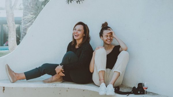 Estime de soi et bonheur : à quel moment de la vie se sent-on vraiment bien dans sa peau ?