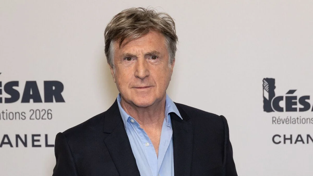 “Des cons et des mégalos”