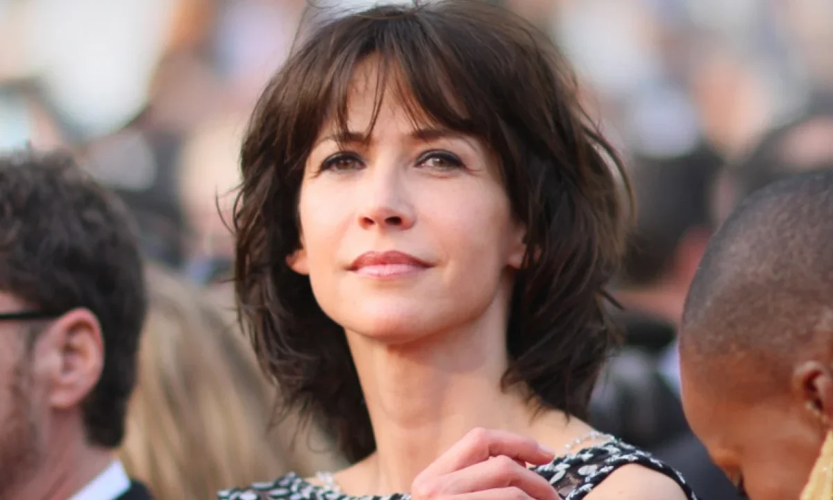 "On apprend aussi à être une femme en..."